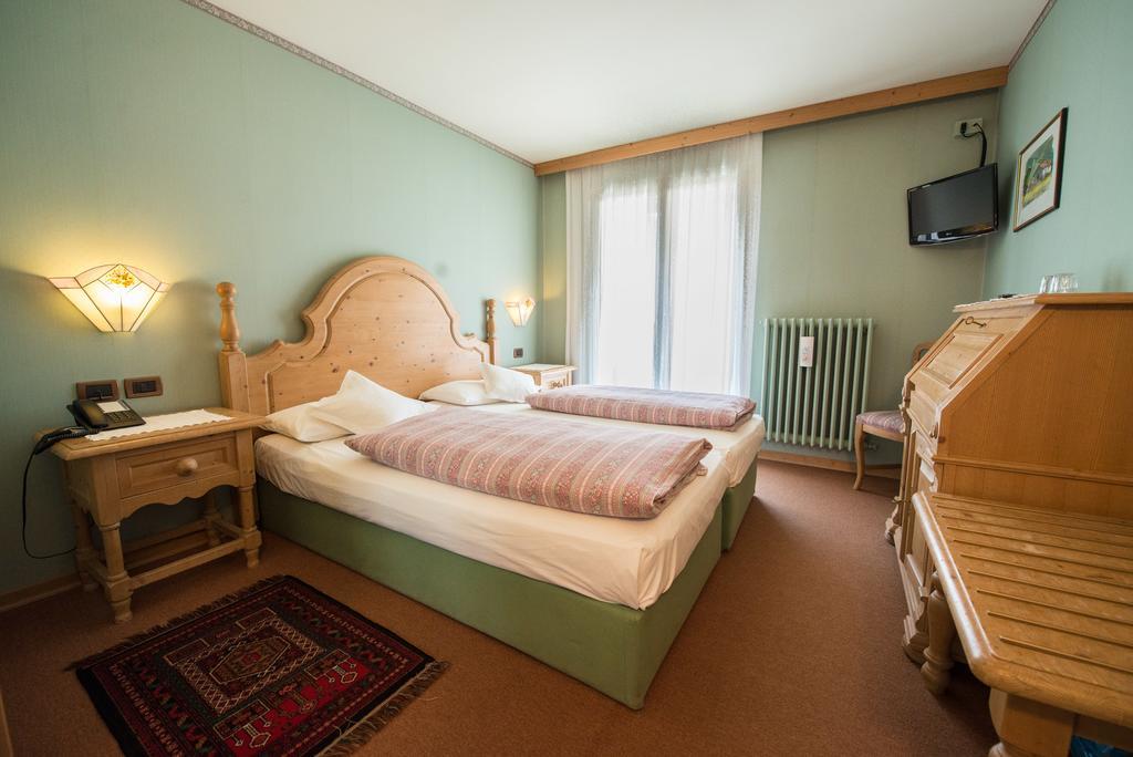 Hotel Garni Norma Madonna di Campiglio Quarto foto