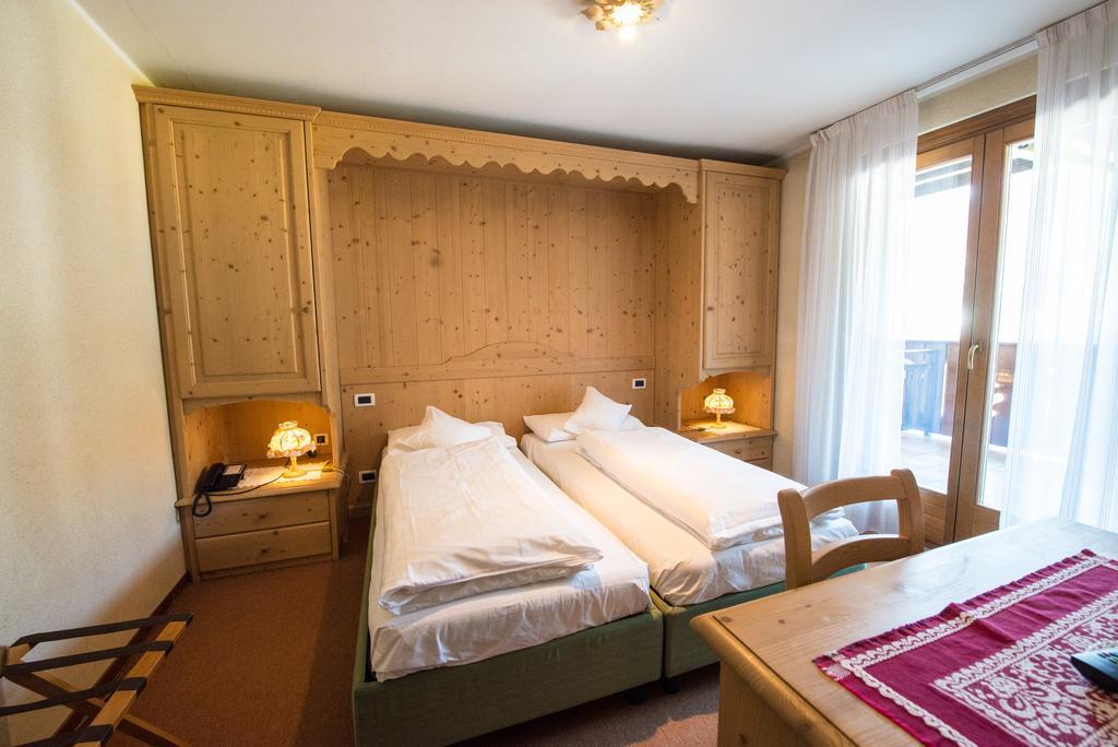Hotel Garni Norma Madonna di Campiglio Quarto foto