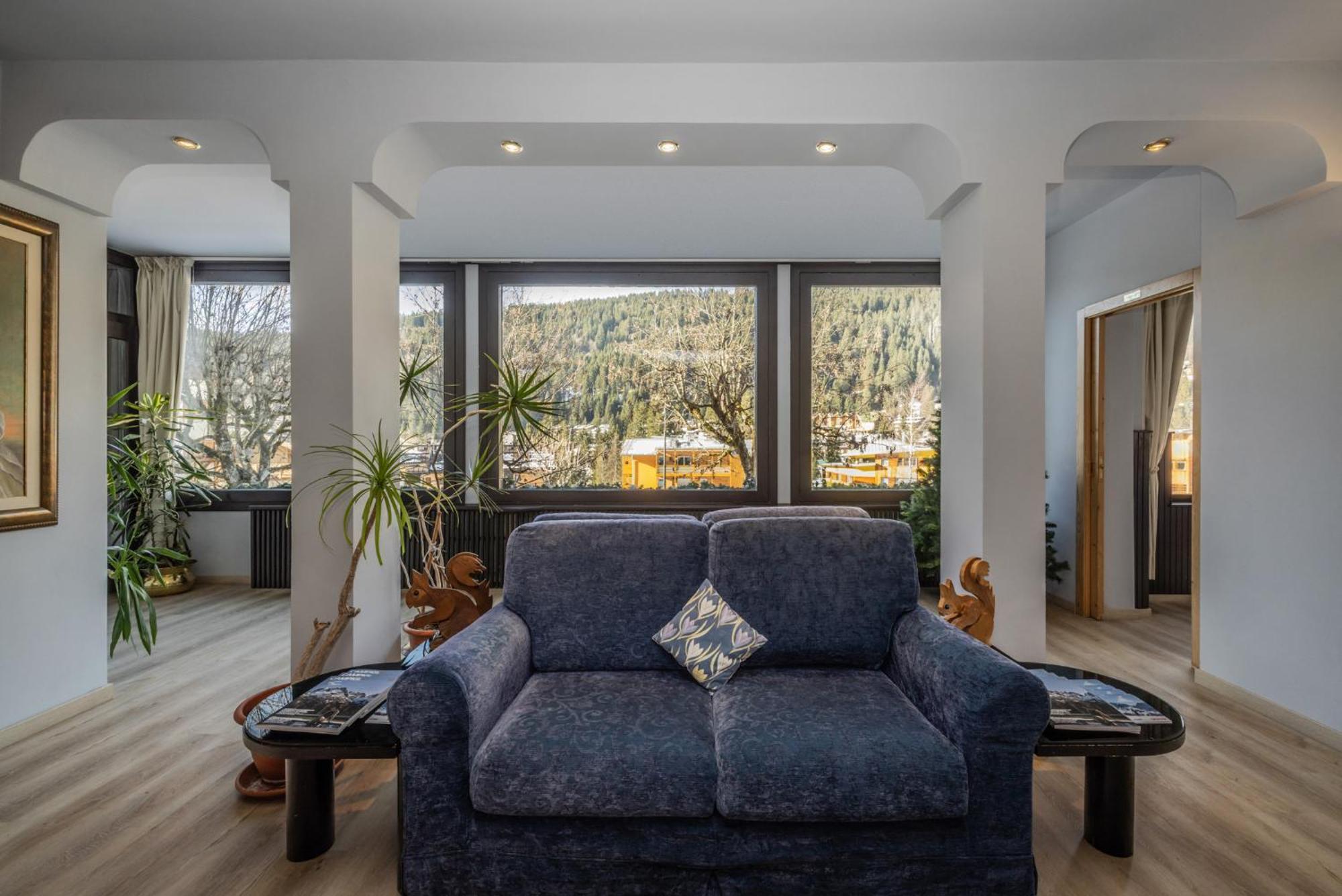 Hotel Garni Norma Madonna di Campiglio Exterior foto